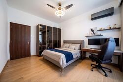 Stratton Drive (D28), Terrace #591409321